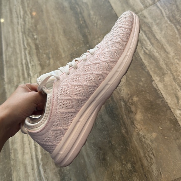 APL authentic Techloom Phantom in us size 9 - Picture 3 of 8